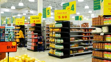 Riverdale location interior 4